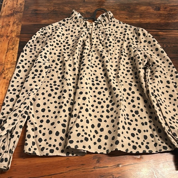 Women's Leopard printed blouse ruffled neckline size XXL - Picture 4 of 9